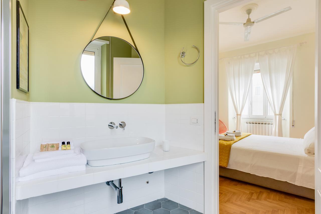 Rome As You Feel - Pellegrino Luxury Apartment With Balcony ภายนอก รูปภาพ