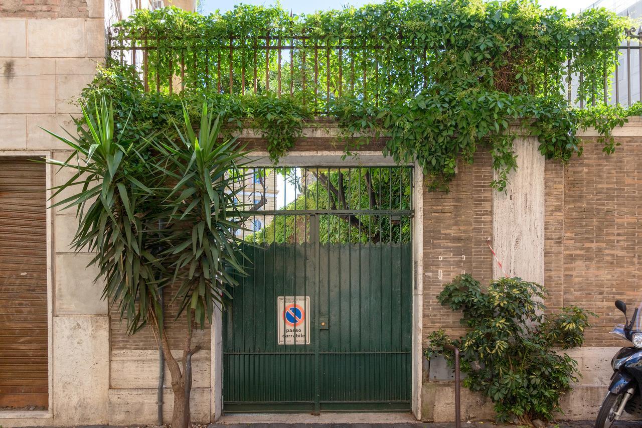 Rome As You Feel - Pellegrino Luxury Apartment With Balcony ภายนอก รูปภาพ